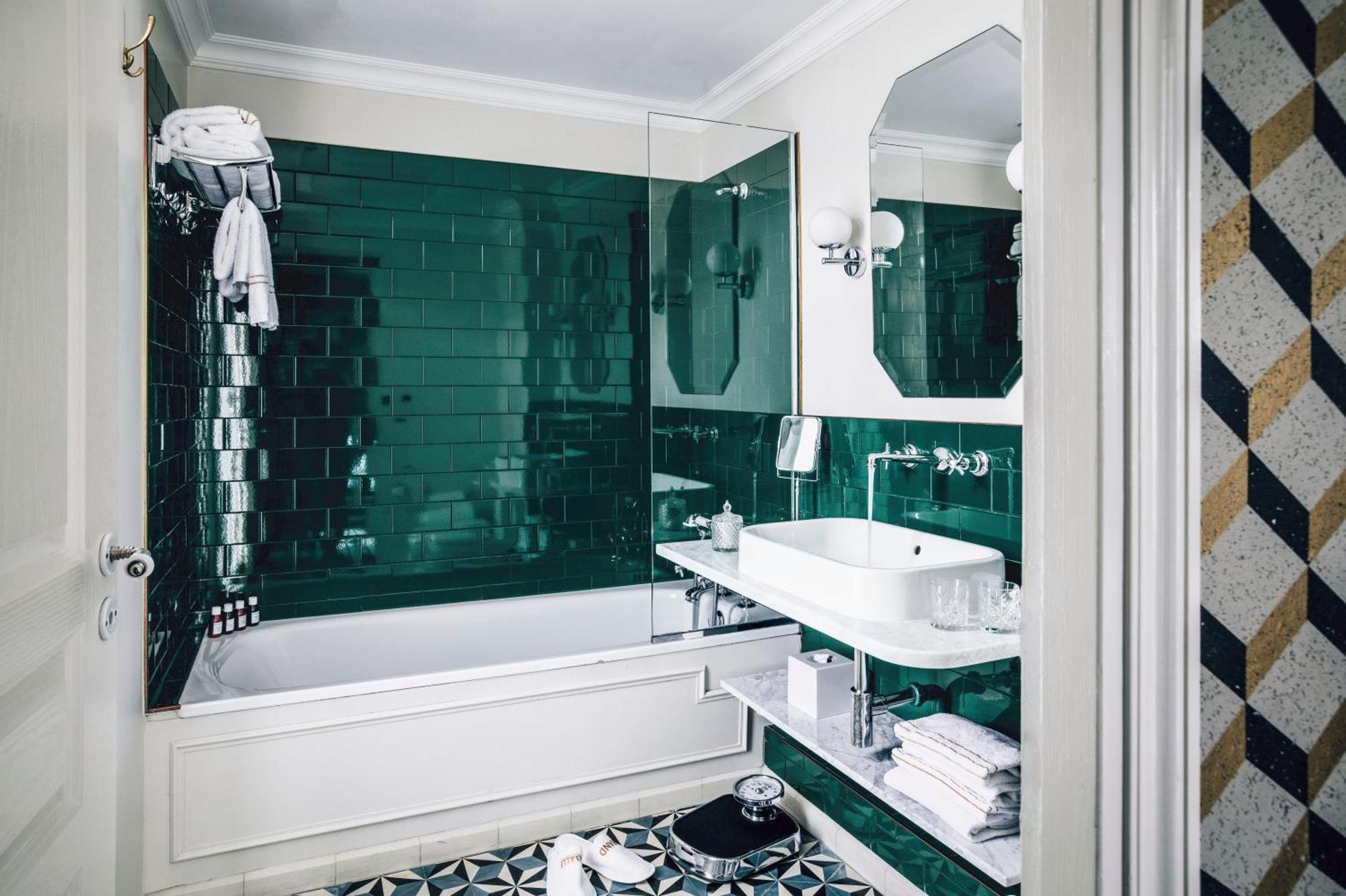 Premium Room "Grand Pigalle"
